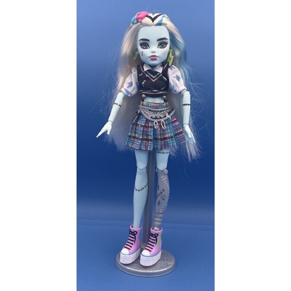 Mattel Other - Monster High Dolls G3 Frankie Stein - blue pink shoe white hair dress dolls